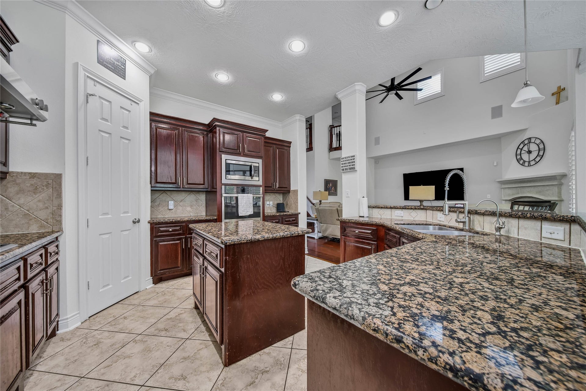404 Trade Winds Court, Montgomery, TX 77316 404 Trade Winds Court, Montgomery, TX 77316