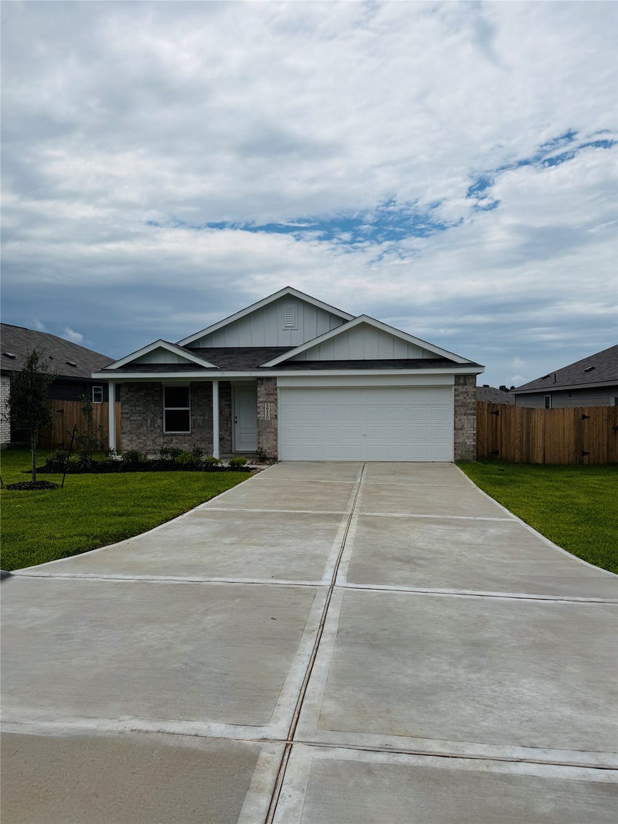 Property photo for 16110 Hatton Drive, Conroe, TX
