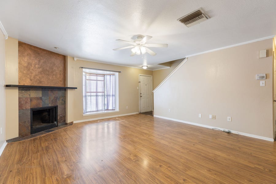 Property photo for 1919 Place Rebecca Lane, #H16, Houston, TX