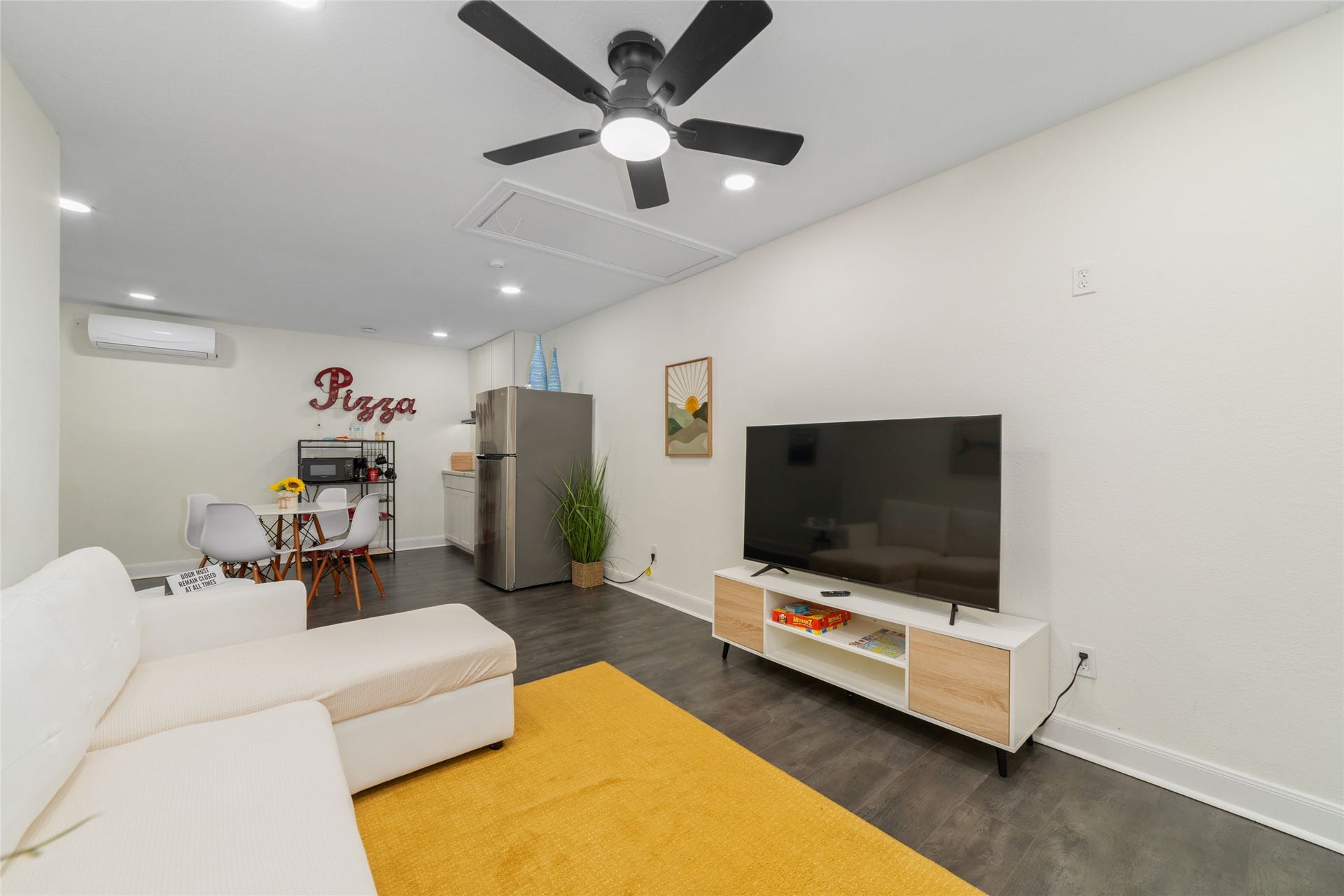1302 56th Street, Galveston, TX 77551 1302 56th Street, Galveston, TX 77551