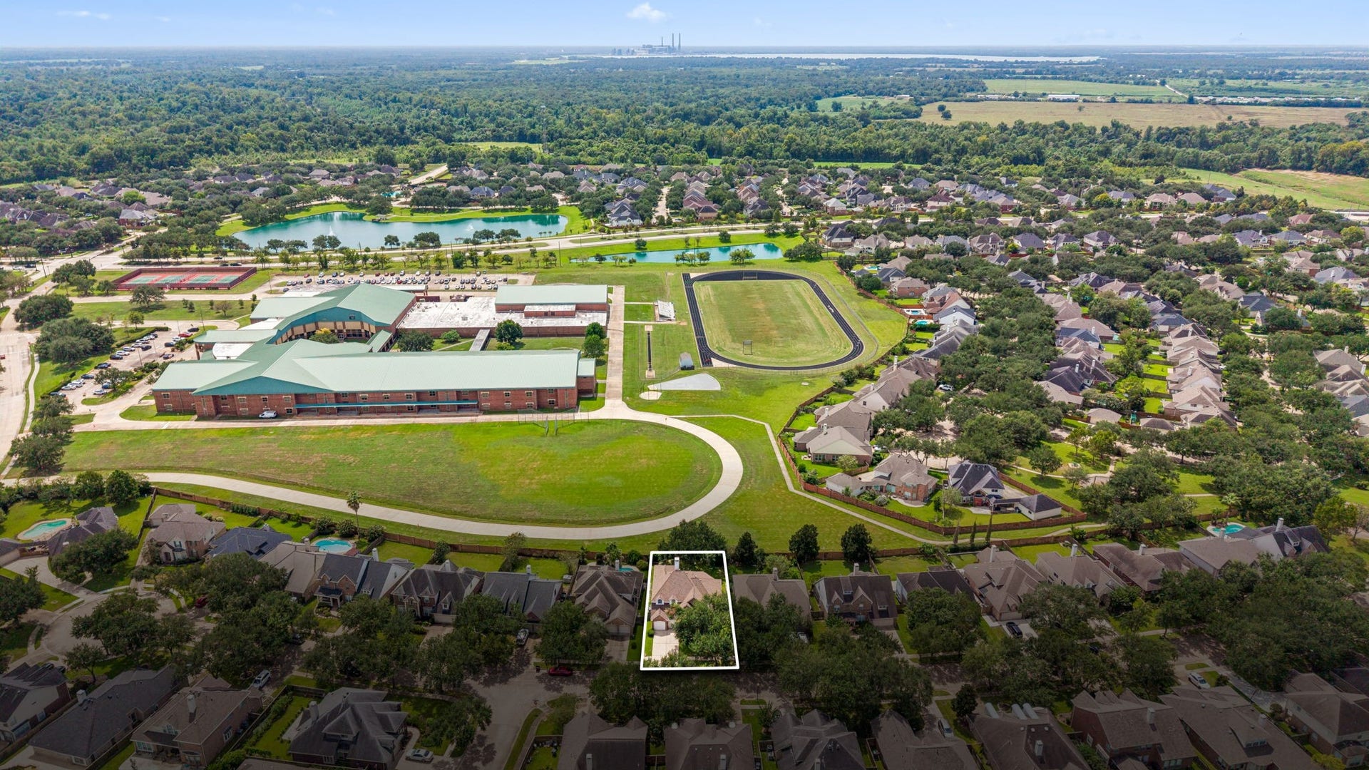 5807 Bayberry Way, Sugar Land, TX 77479 5807 Bayberry Way, Sugar Land, TX 77479
