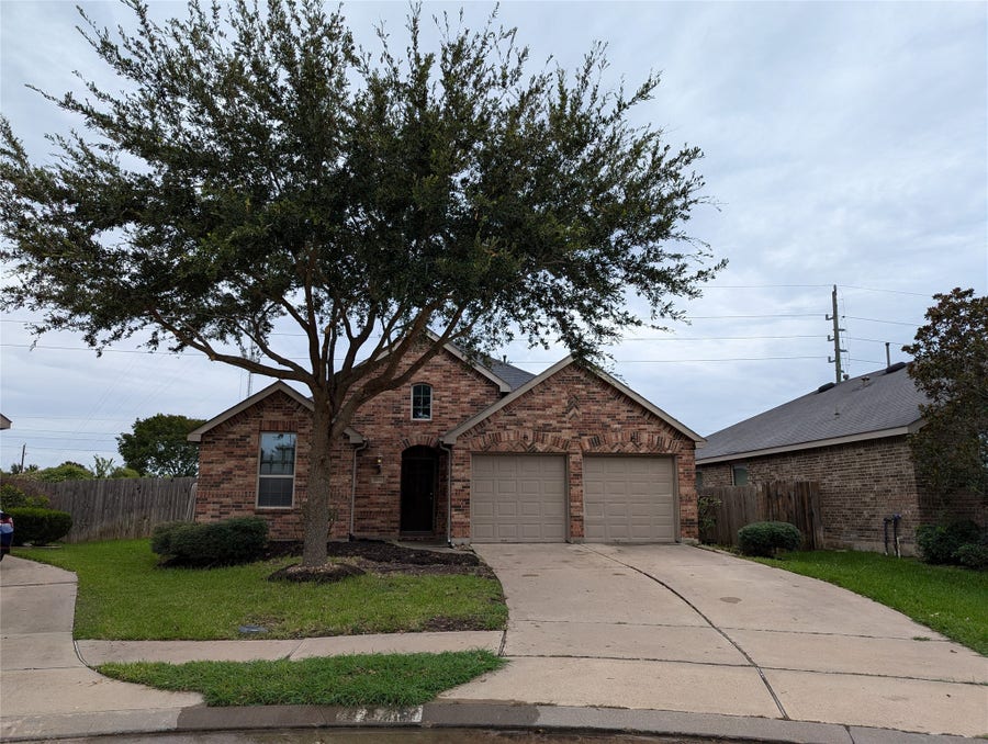 Property photo for 8041 Silent Deep Drive, Rosenberg, TX
