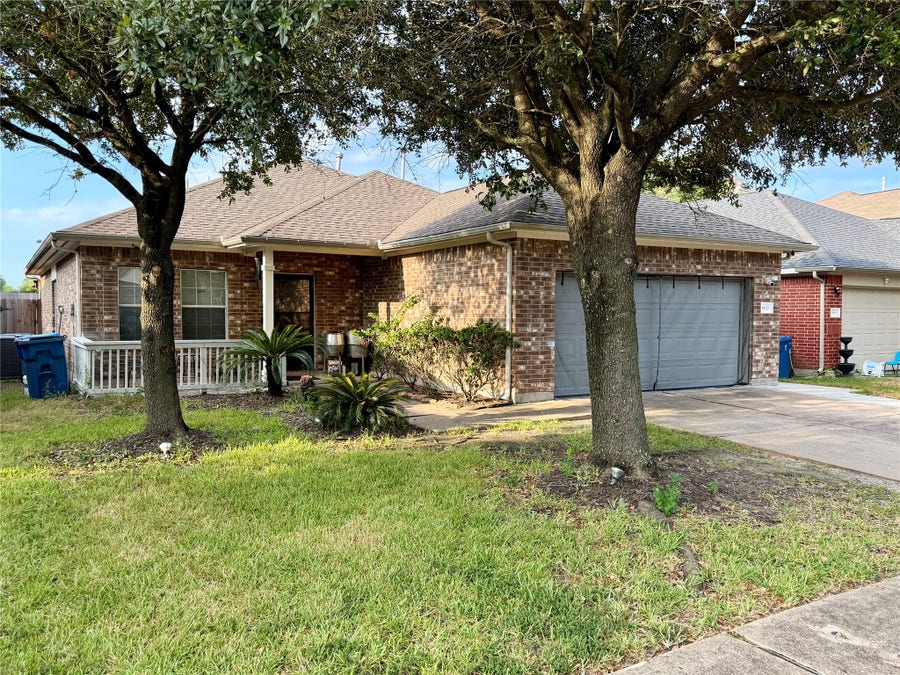 Property photo for 6611 Morningsage Lane, Houston, TX