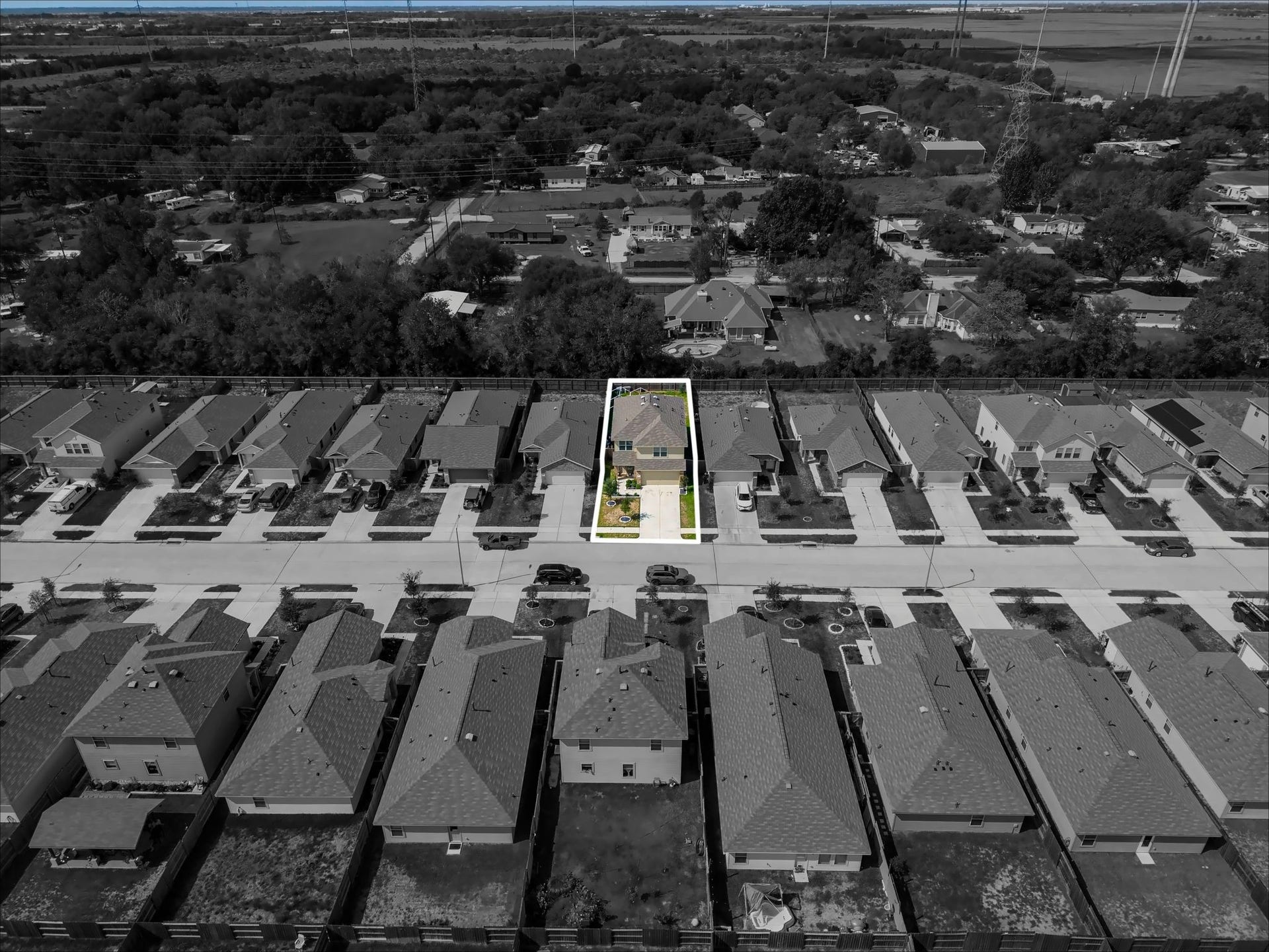17811 Pemswood Drive, Hockley, TX 77447 Aerial view with the home outlined