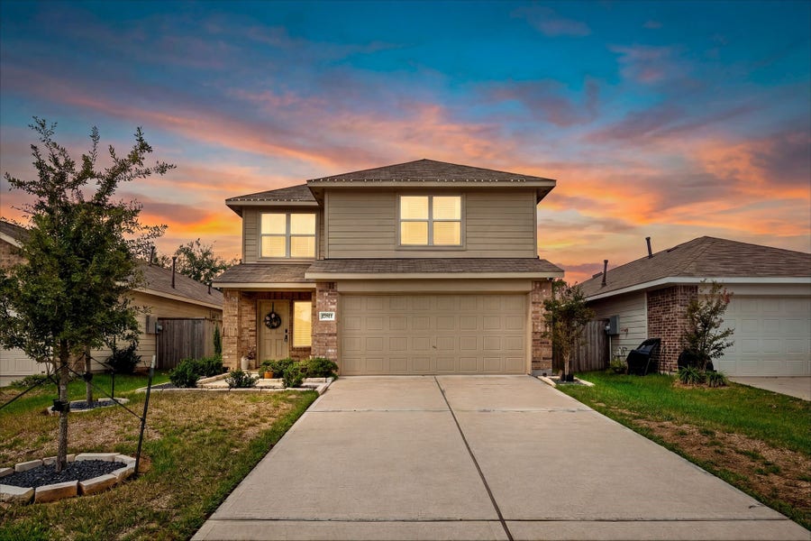 Property photo for 17811 Pemswood Drive, Hockley, TX