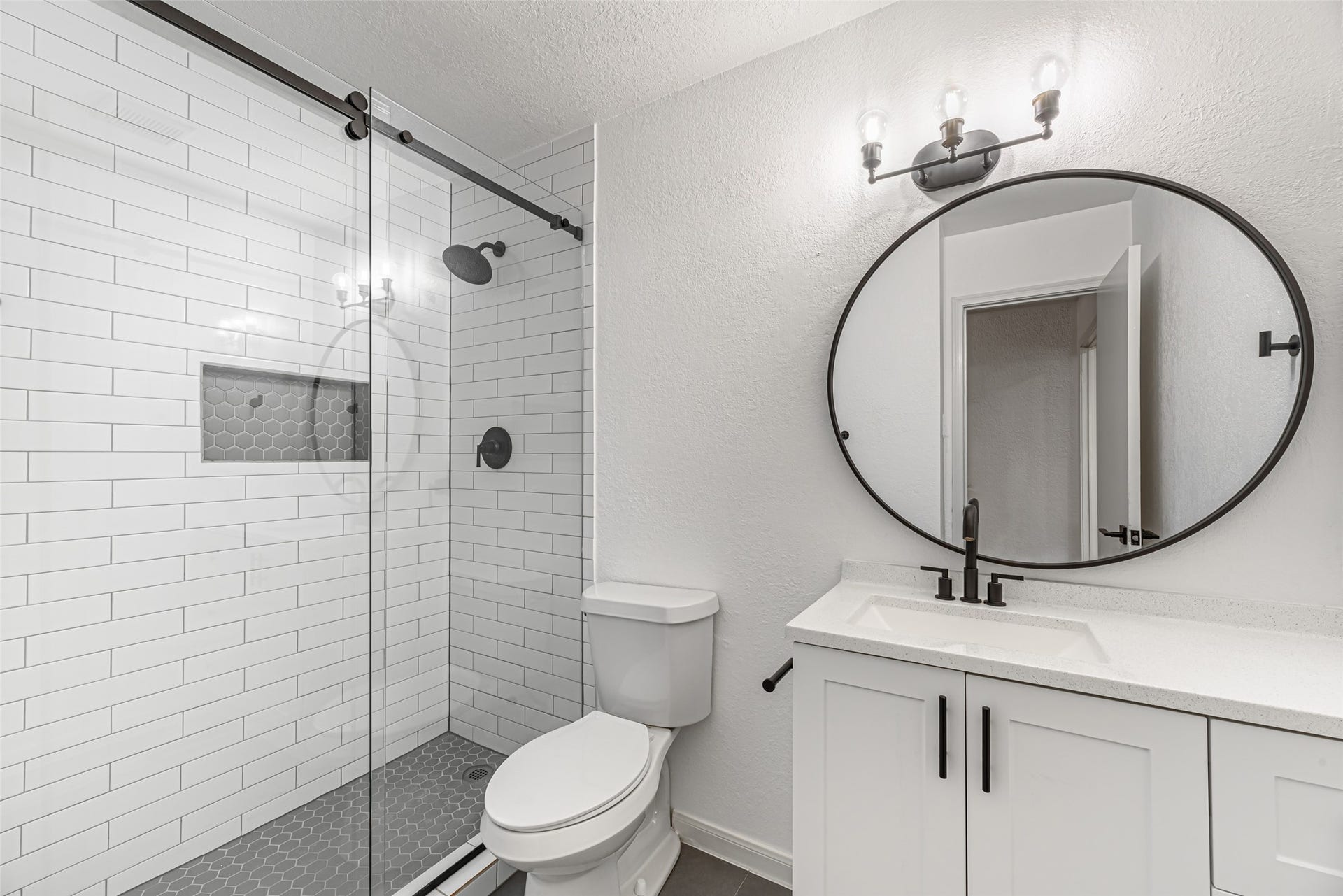 9414 Springview Lane, Houston, TX 77080 9414 Springview Lane, Houston, TX 77080