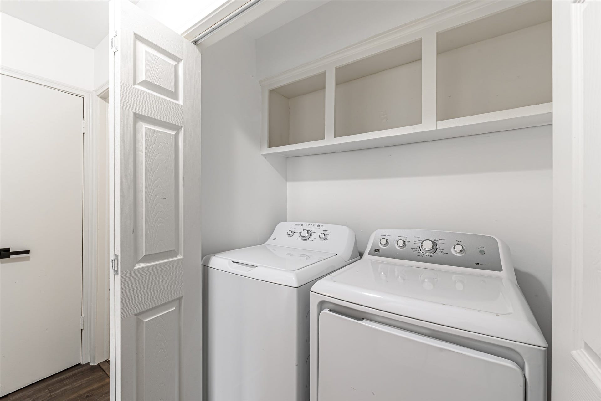 9414 Springview Lane, Houston, TX 77080 9414 Springview Lane, Houston, TX 77080