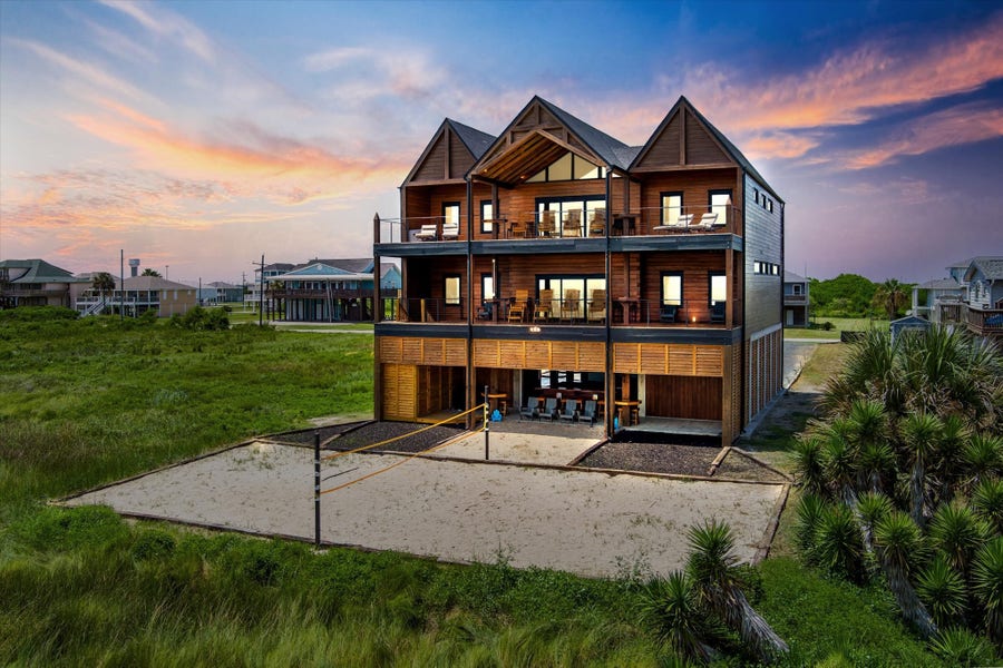 Property photo for 342 Atkinson Street, Crystal Beach, TX