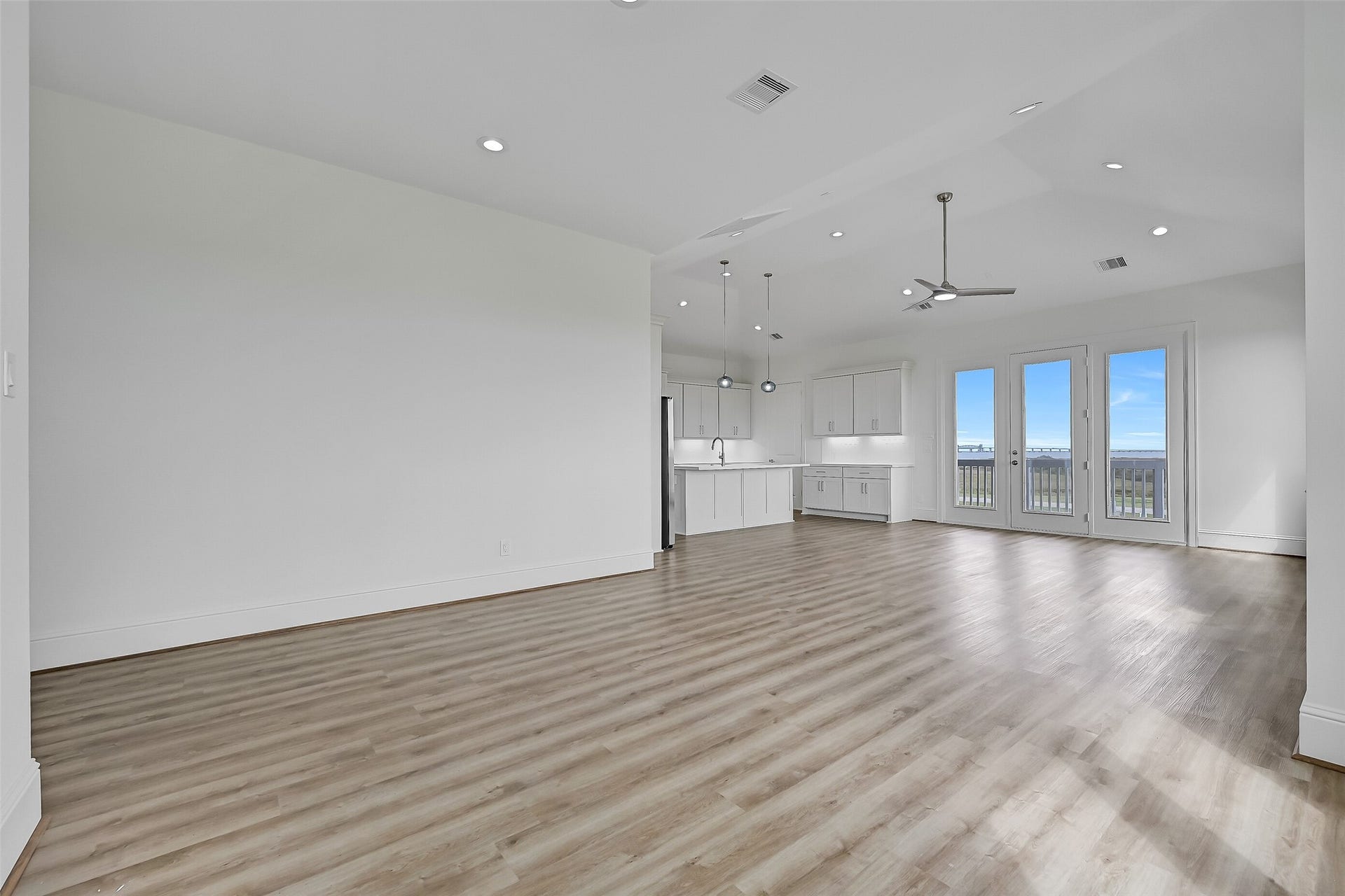 1627 Bay Pointe Drive, Galveston, TX 77554 1627 Bay Pointe Drive, Galveston, TX 77554
