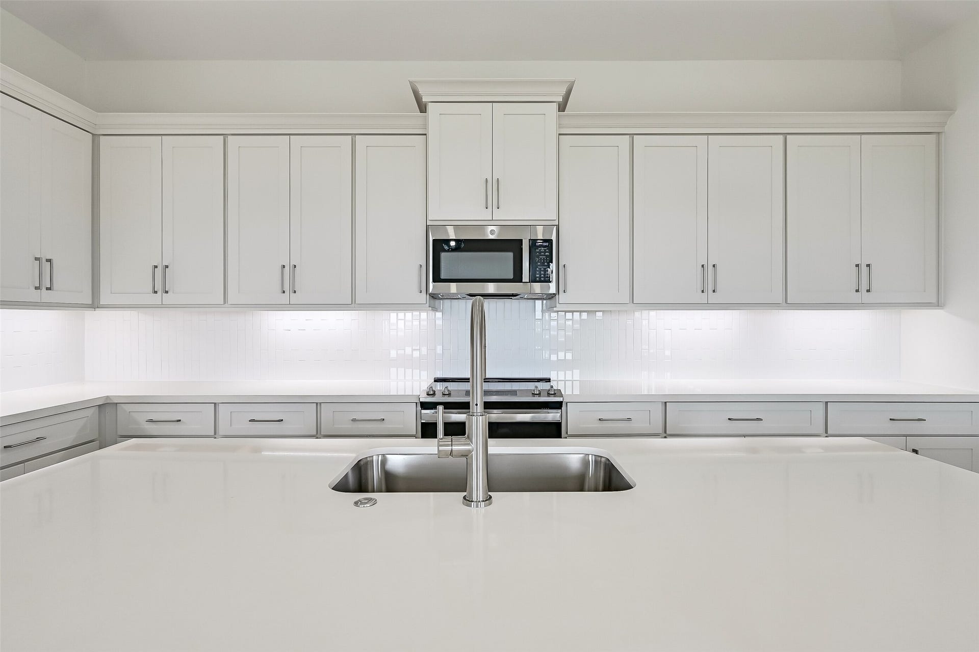 1627 Bay Pointe Drive, Galveston, TX 77554 1627 Bay Pointe Drive, Galveston, TX 77554