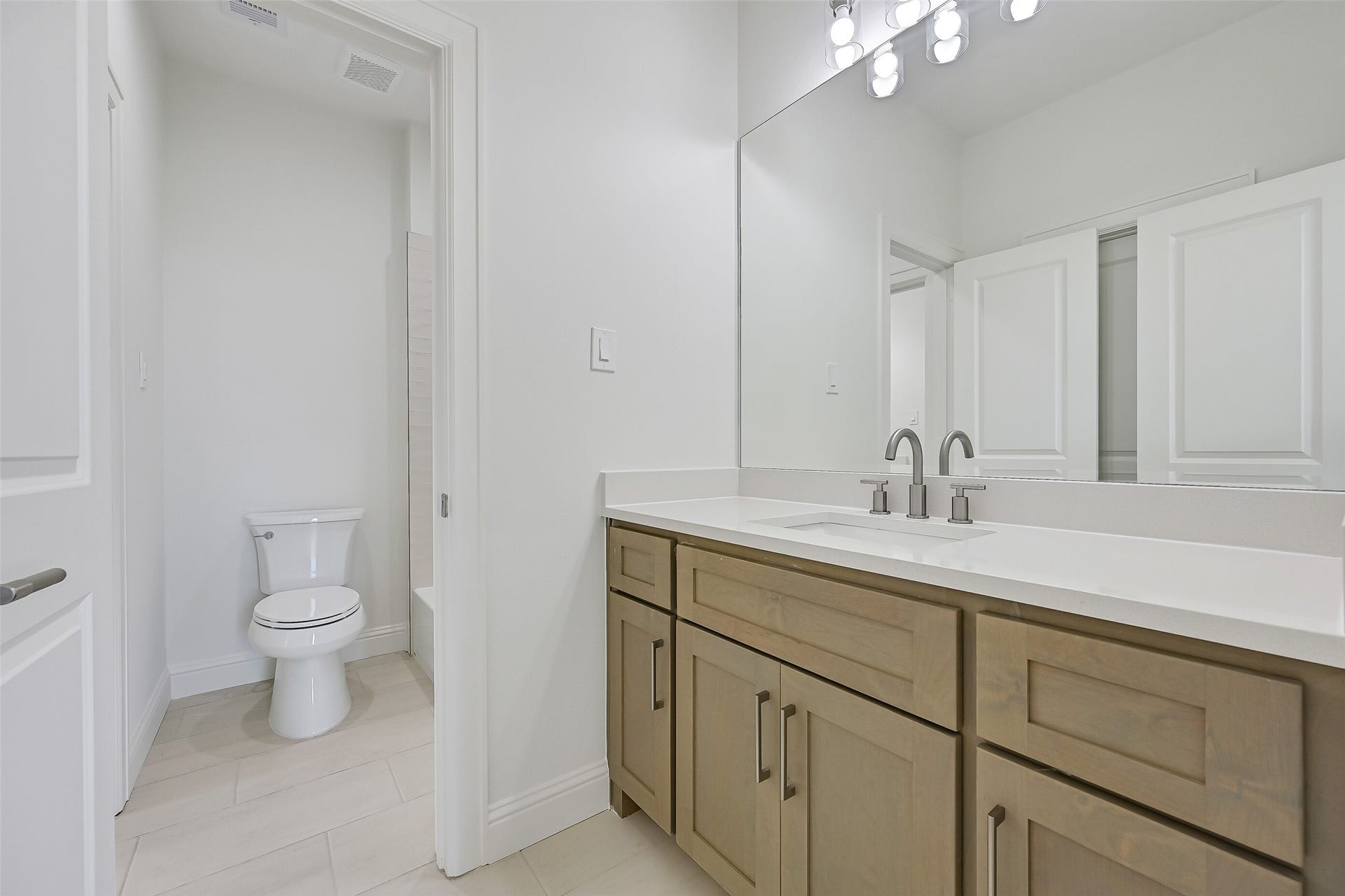 1627 Bay Pointe Drive, Galveston, TX 77554 1627 Bay Pointe Drive, Galveston, TX 77554
