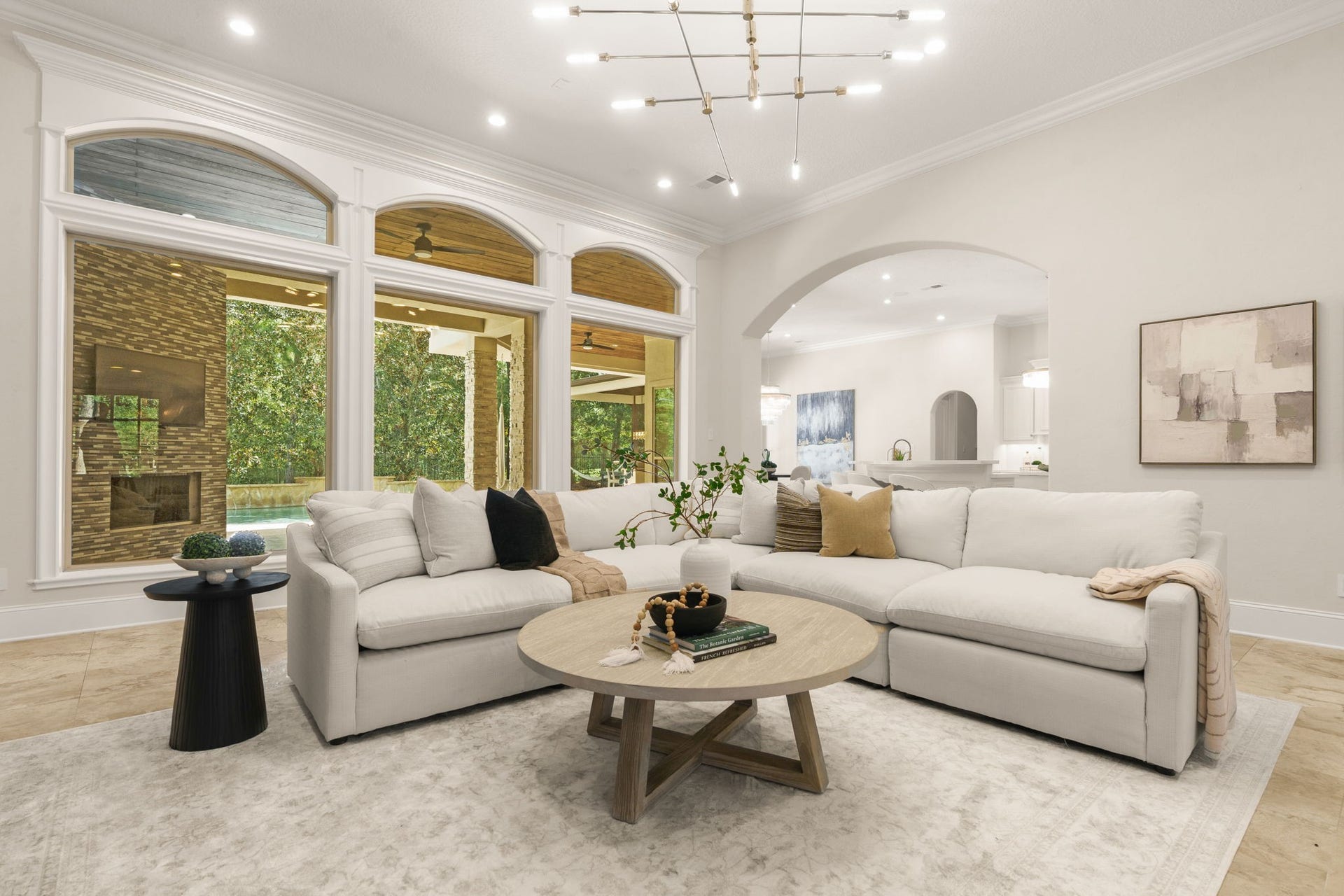 98 W Ambassador Bend, The Woodlands, TX 77382 98 W Ambassador Bend, The Woodlands, TX 77382