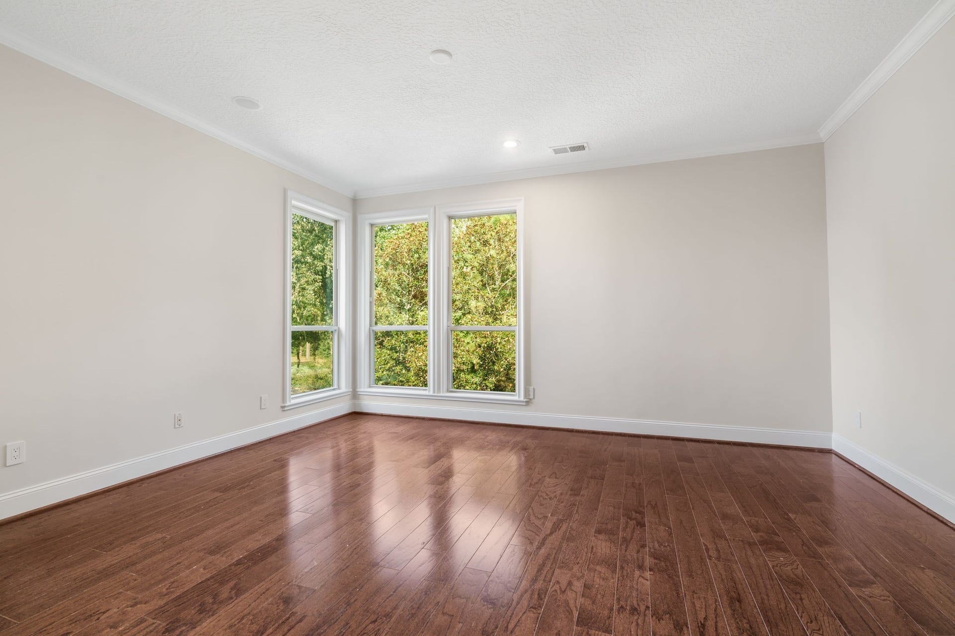 98 W Ambassador Bend, The Woodlands, TX 77382 98 W Ambassador Bend, The Woodlands, TX 77382