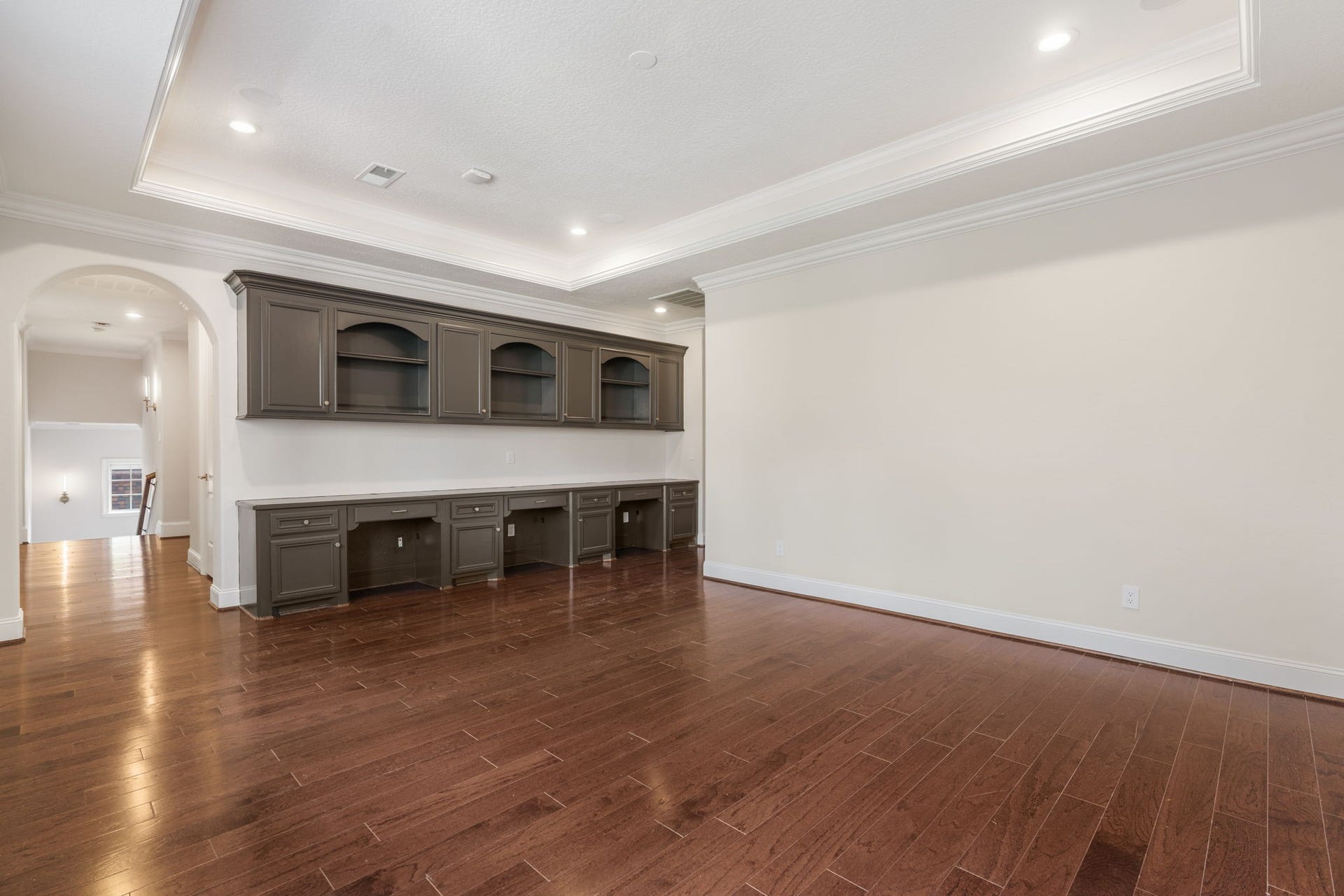 98 W Ambassador Bend, The Woodlands, TX 77382 98 W Ambassador Bend, The Woodlands, TX 77382