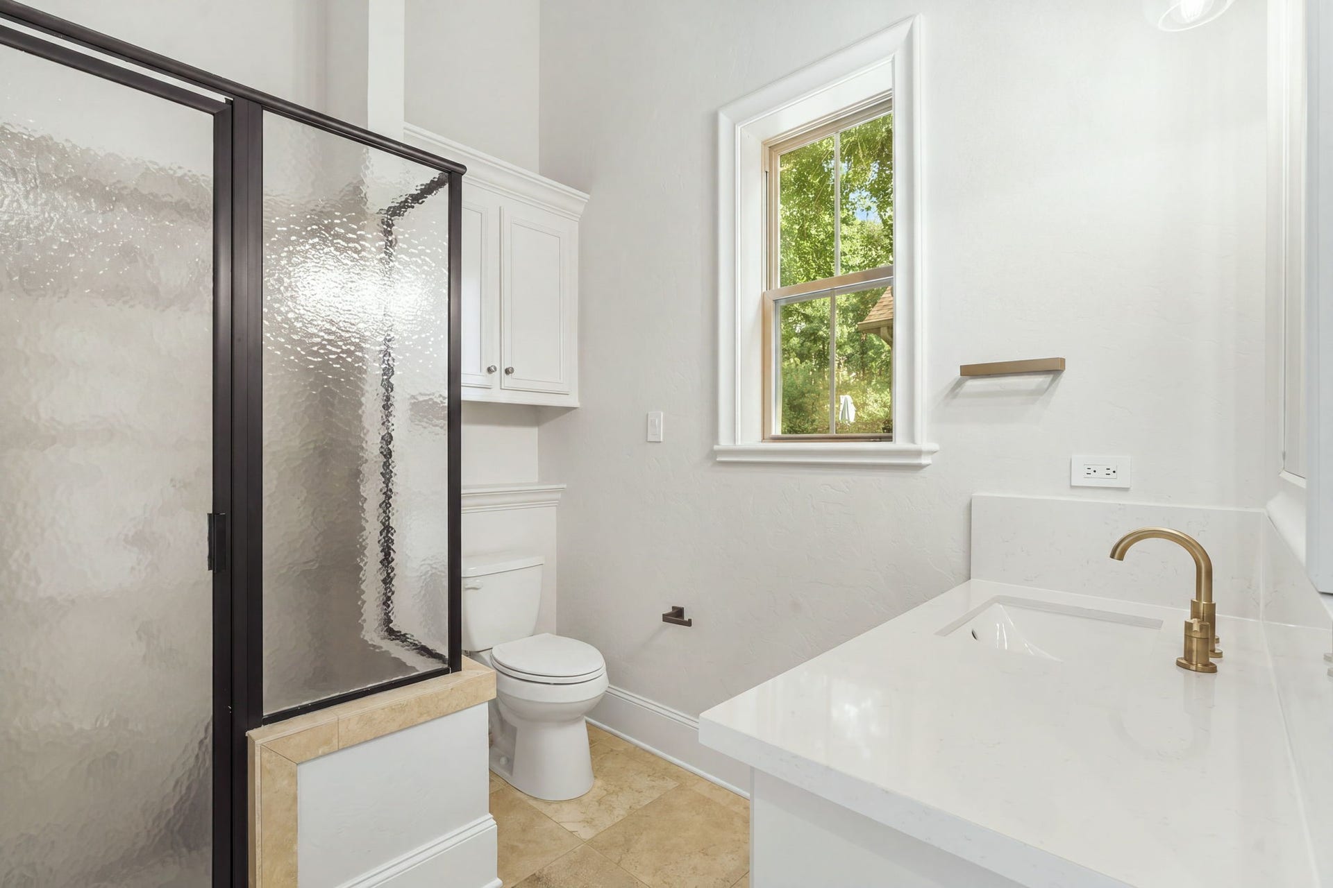 98 W Ambassador Bend, The Woodlands, TX 77382 98 W Ambassador Bend, The Woodlands, TX 77382