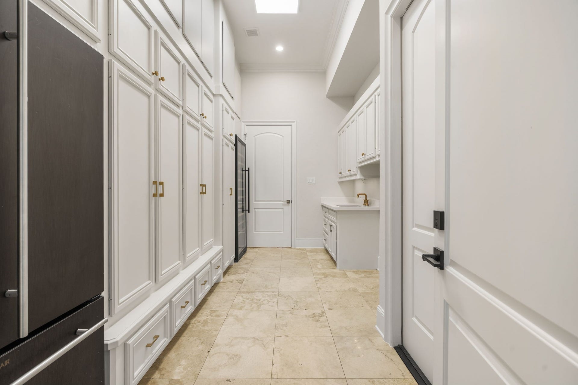 98 W Ambassador Bend, The Woodlands, TX 77382 98 W Ambassador Bend, The Woodlands, TX 77382