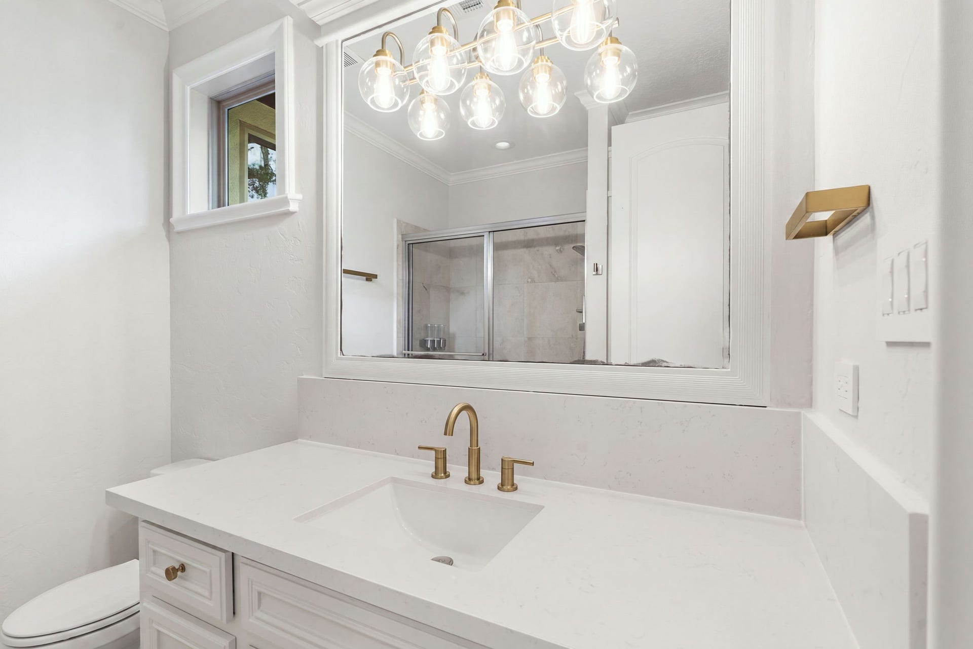 98 W Ambassador Bend, The Woodlands, TX 77382 98 W Ambassador Bend, The Woodlands, TX 77382
