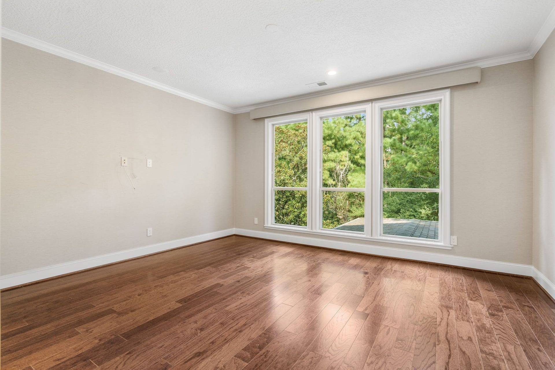 98 W Ambassador Bend, The Woodlands, TX 77382 98 W Ambassador Bend, The Woodlands, TX 77382