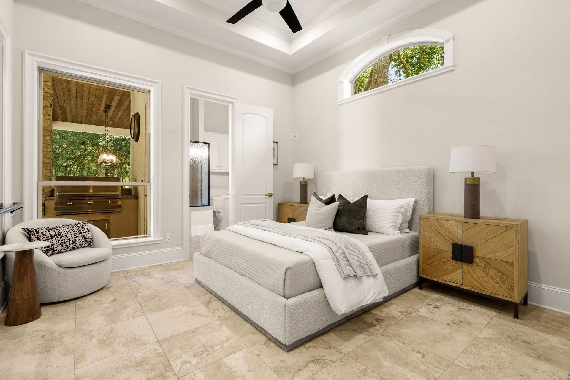 98 W Ambassador Bend, The Woodlands, TX 77382 98 W Ambassador Bend, The Woodlands, TX 77382