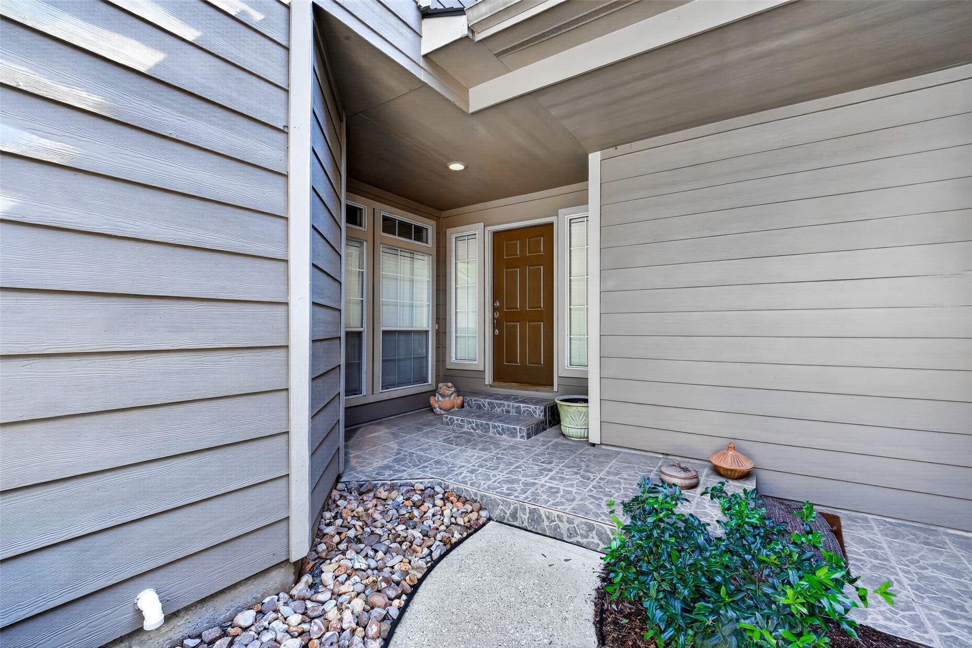 18 Valley Oaks Circle, The Woodlands, TX 77382 18 Valley Oaks Circle, The Woodlands, TX 77382