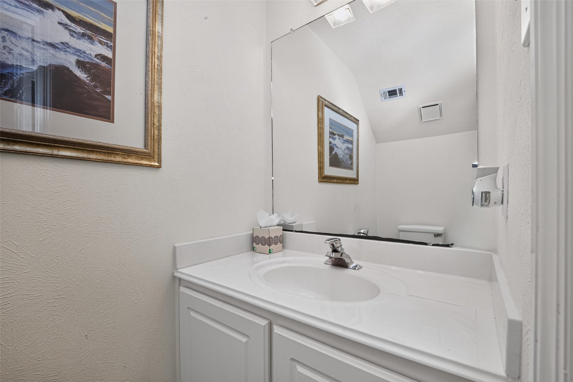 18 Valley Oaks Circle, The Woodlands, TX 77382 18 Valley Oaks Circle, The Woodlands, TX 77382