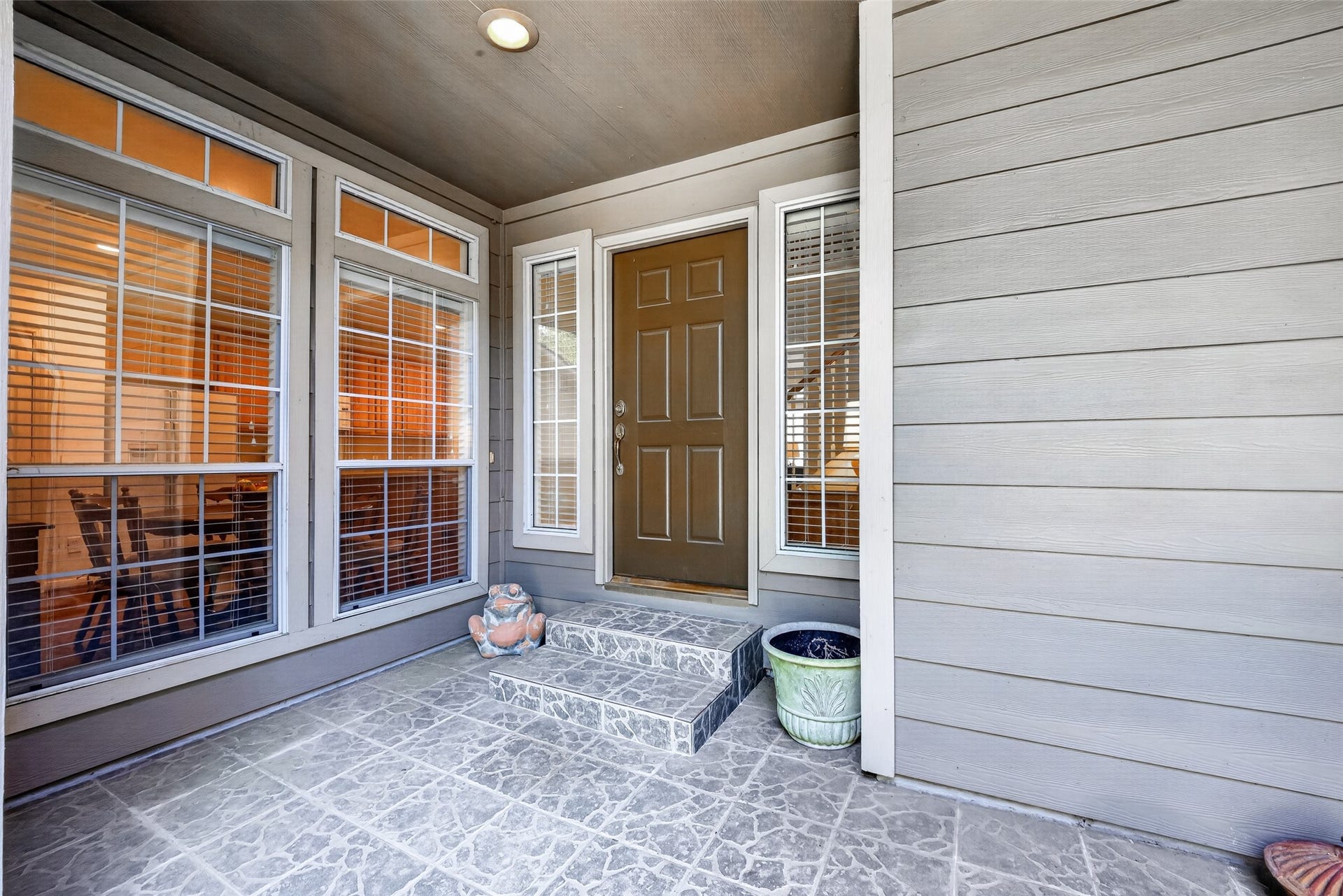 18 Valley Oaks Circle, The Woodlands, TX 77382 18 Valley Oaks Circle, The Woodlands, TX 77382
