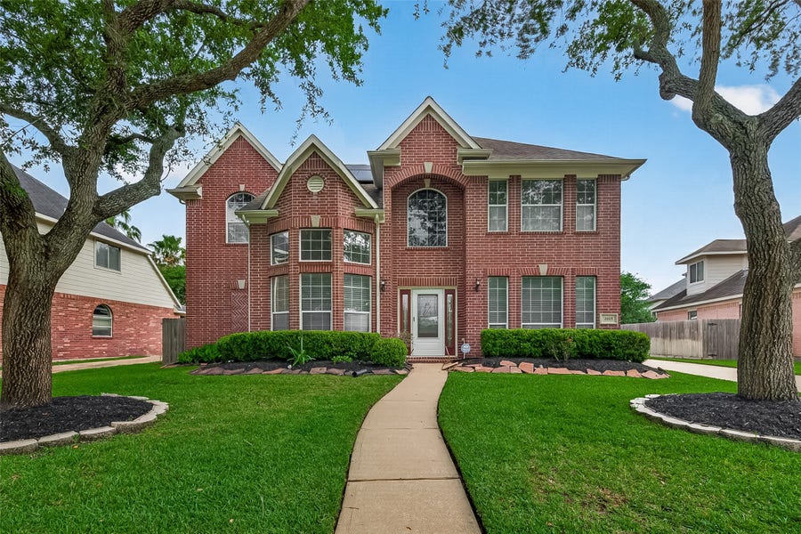 Property photo for 2615 Granite Court, Pearland, TX