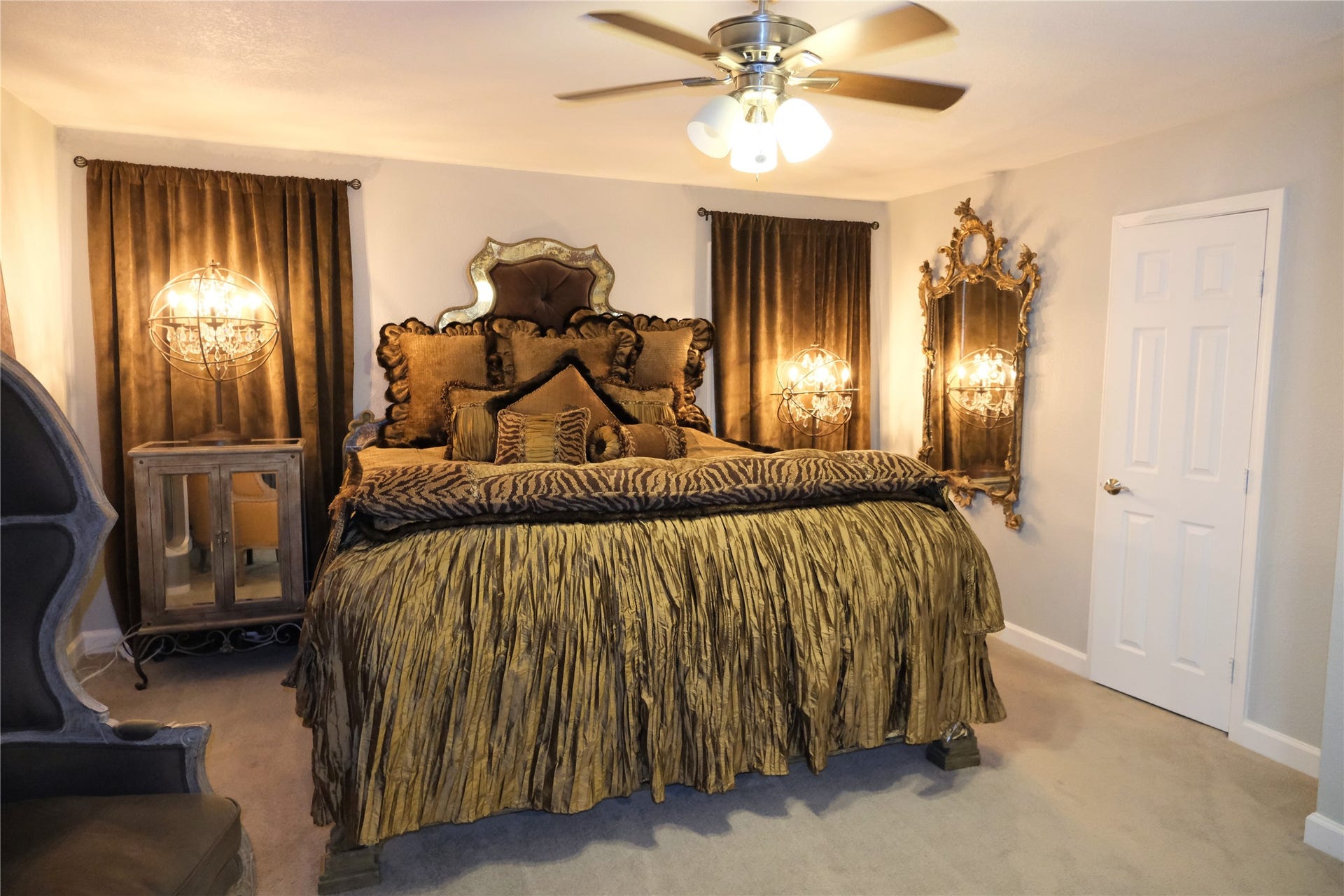 7713 Valley View Lane, Houston, TX 77074