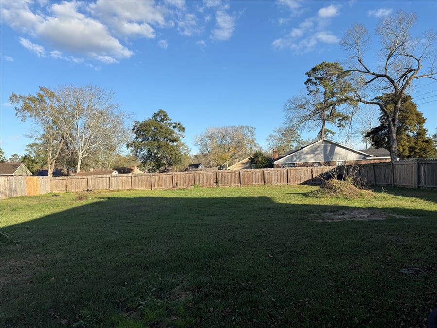 Property photo for 1810 Eagle Point Road, Crosby, TX