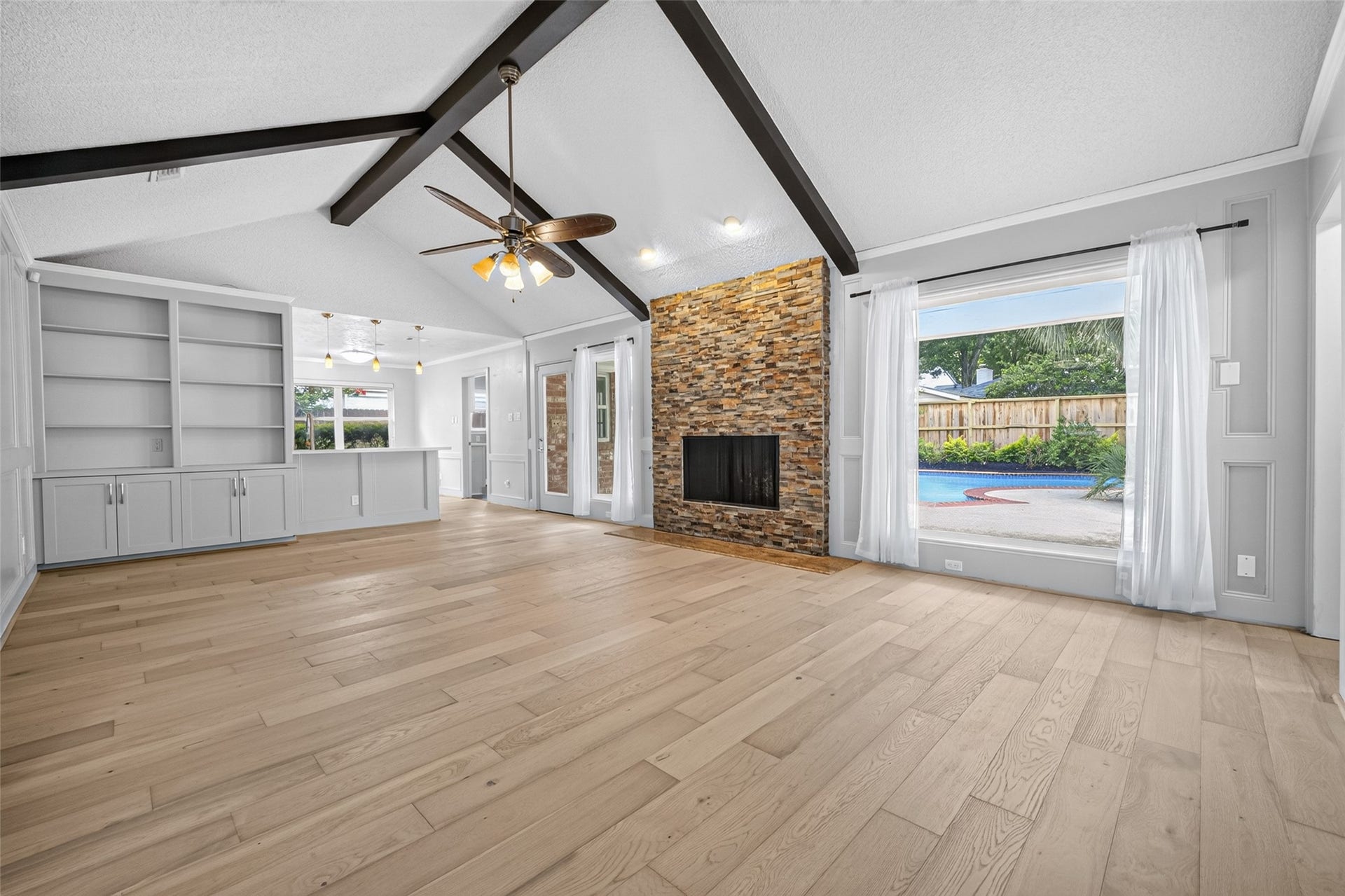 10118 Briar Forest Drive, Houston, TX 77042