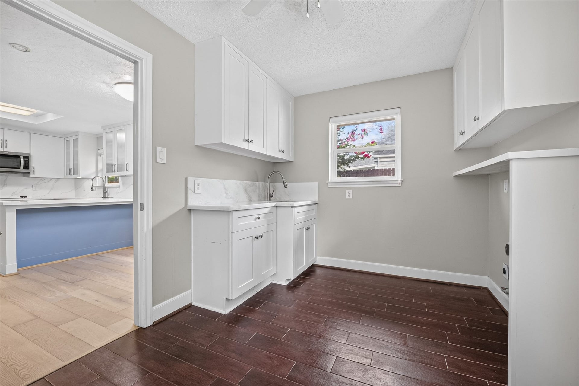 10118 Briar Forest Drive, Houston, TX 77042