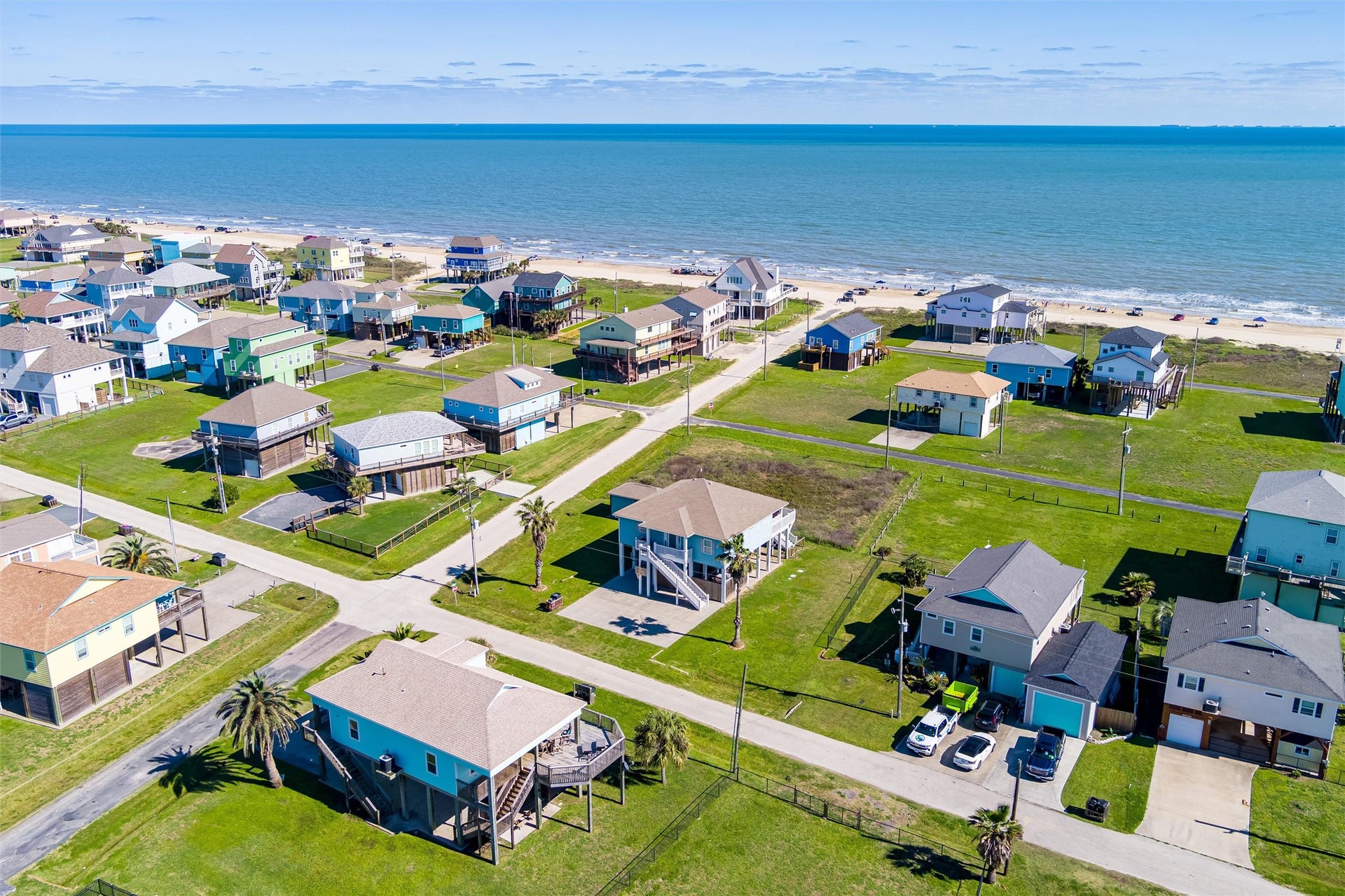 2011 Vista, Crystal Beach, TX 77650 2011 Vista, Crystal Beach, TX 77650