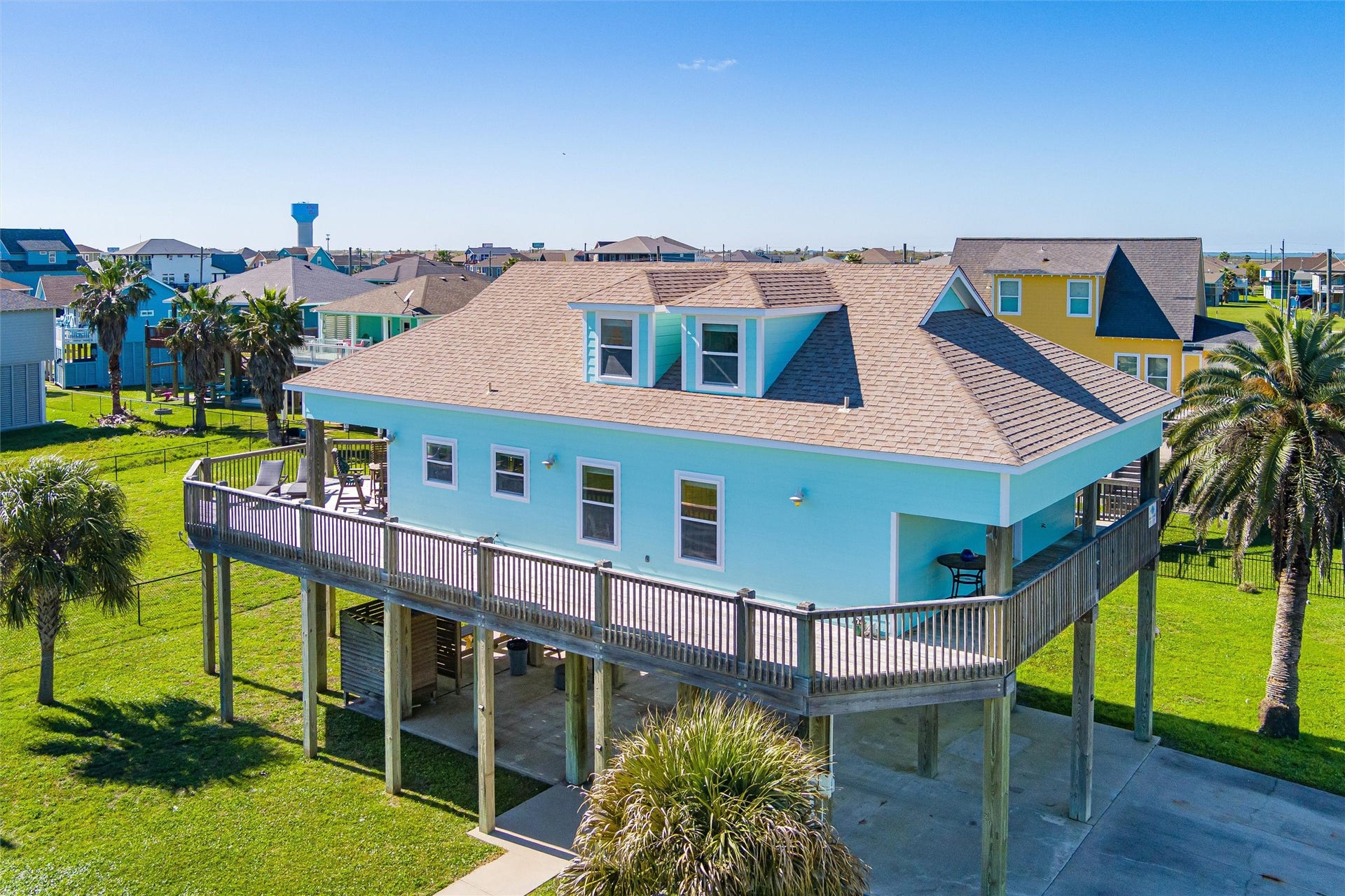 2011 Vista, Crystal Beach, TX 77650 2011 Vista, Crystal Beach, TX 77650