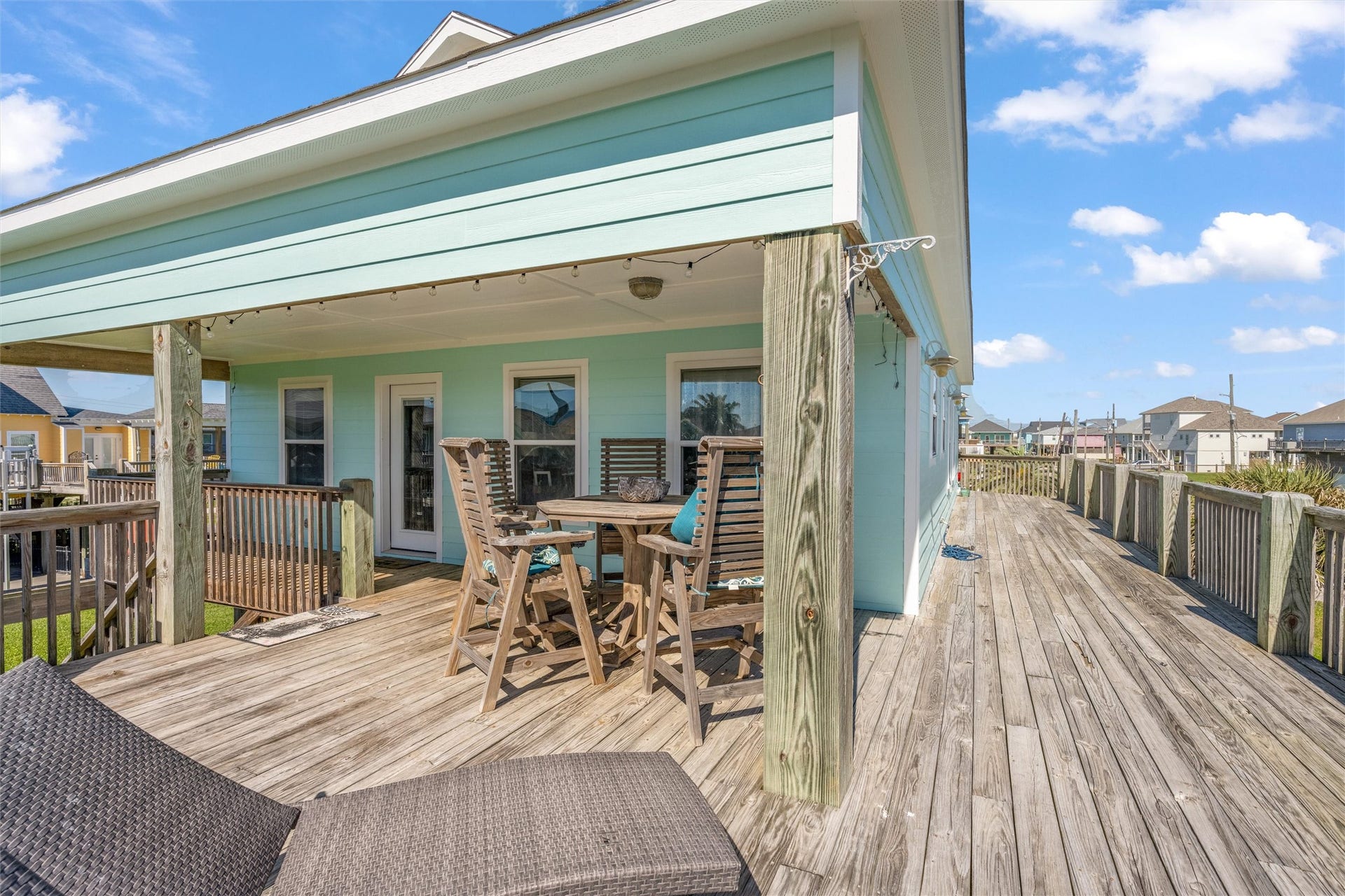 2011 Vista, Crystal Beach, TX 77650 2011 Vista, Crystal Beach, TX 77650
