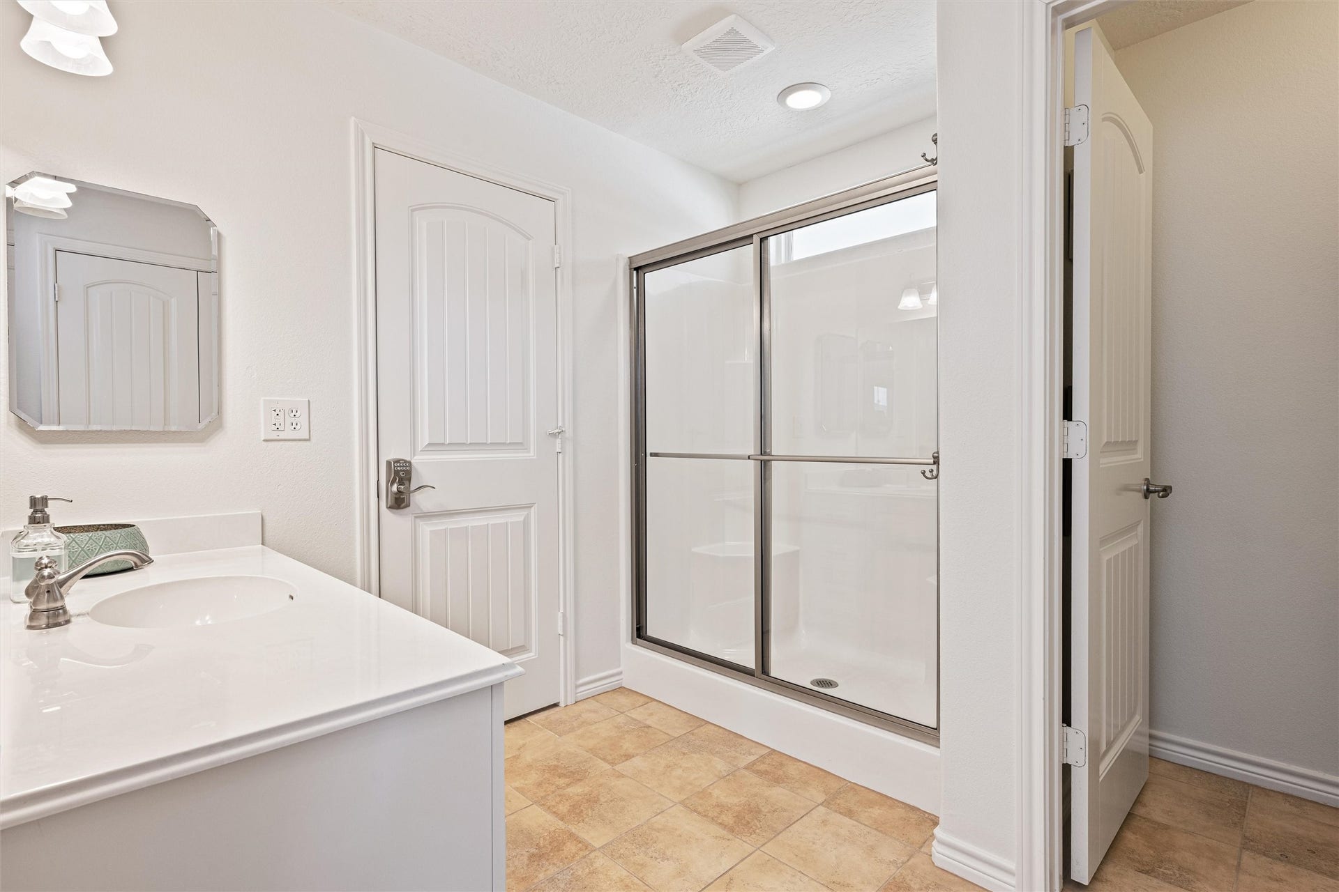 2011 Vista, Crystal Beach, TX 77650 2011 Vista, Crystal Beach, TX 77650