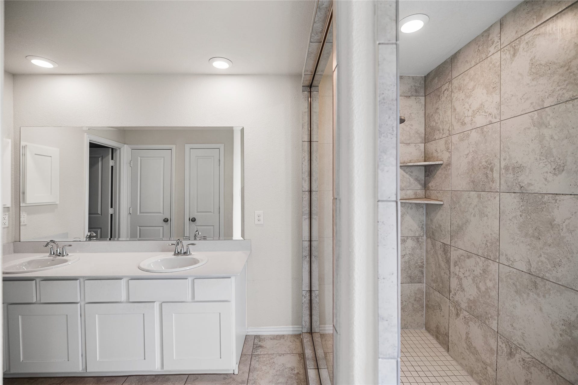 219 Club Crest Lane, Houston, TX 77009