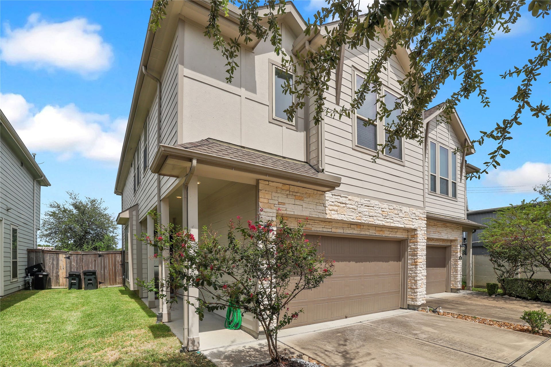 219 Club Crest Lane, Houston, TX 77009