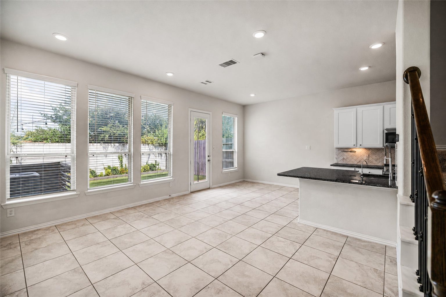 219 Club Crest Lane, Houston, TX 77009