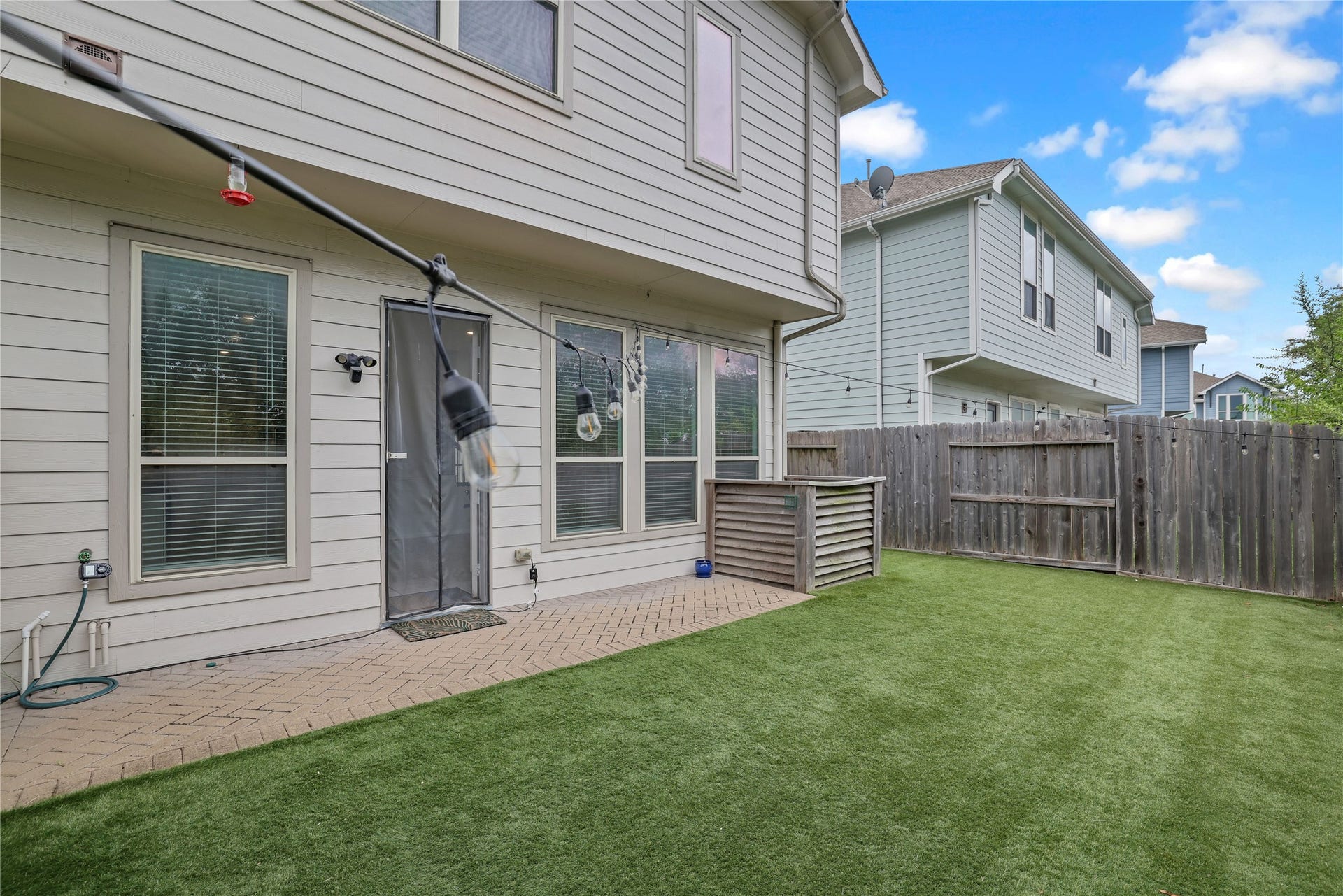 219 Club Crest Lane, Houston, TX 77009