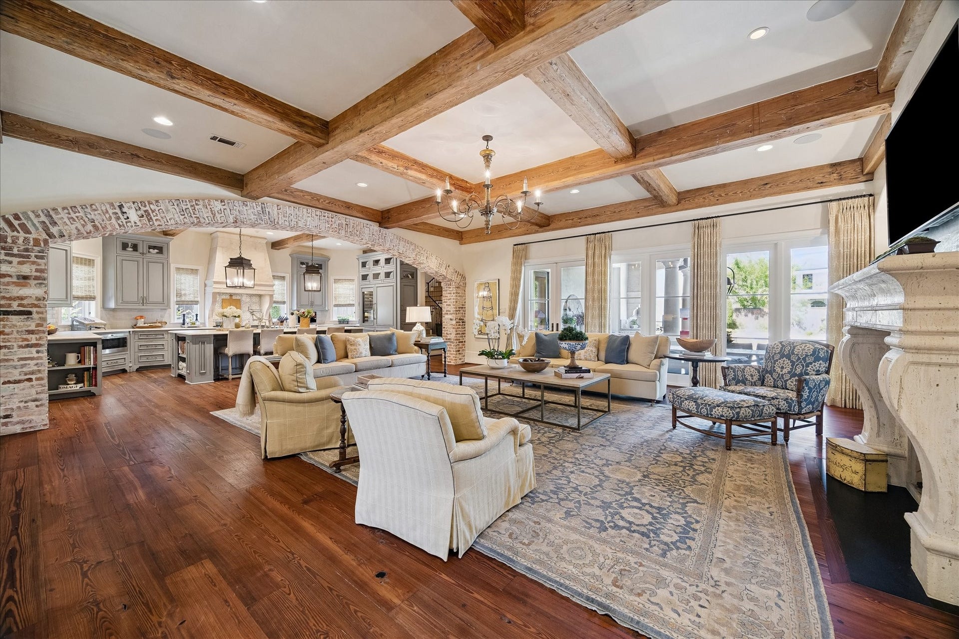 724 W Friar Tuck Lane, Houston, TX 77024 724 W Friar Tuck Lane, Houston, TX 77024
