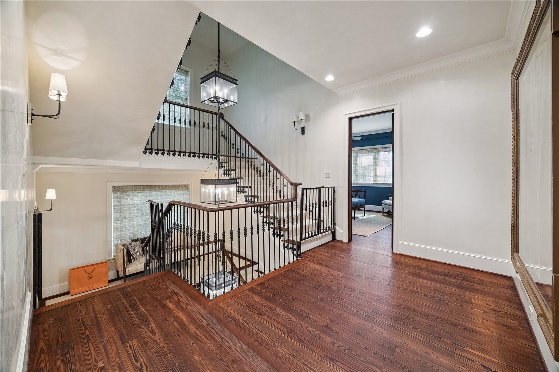 724 W Friar Tuck Lane, Houston, TX 77024 724 W Friar Tuck Lane, Houston, TX 77024