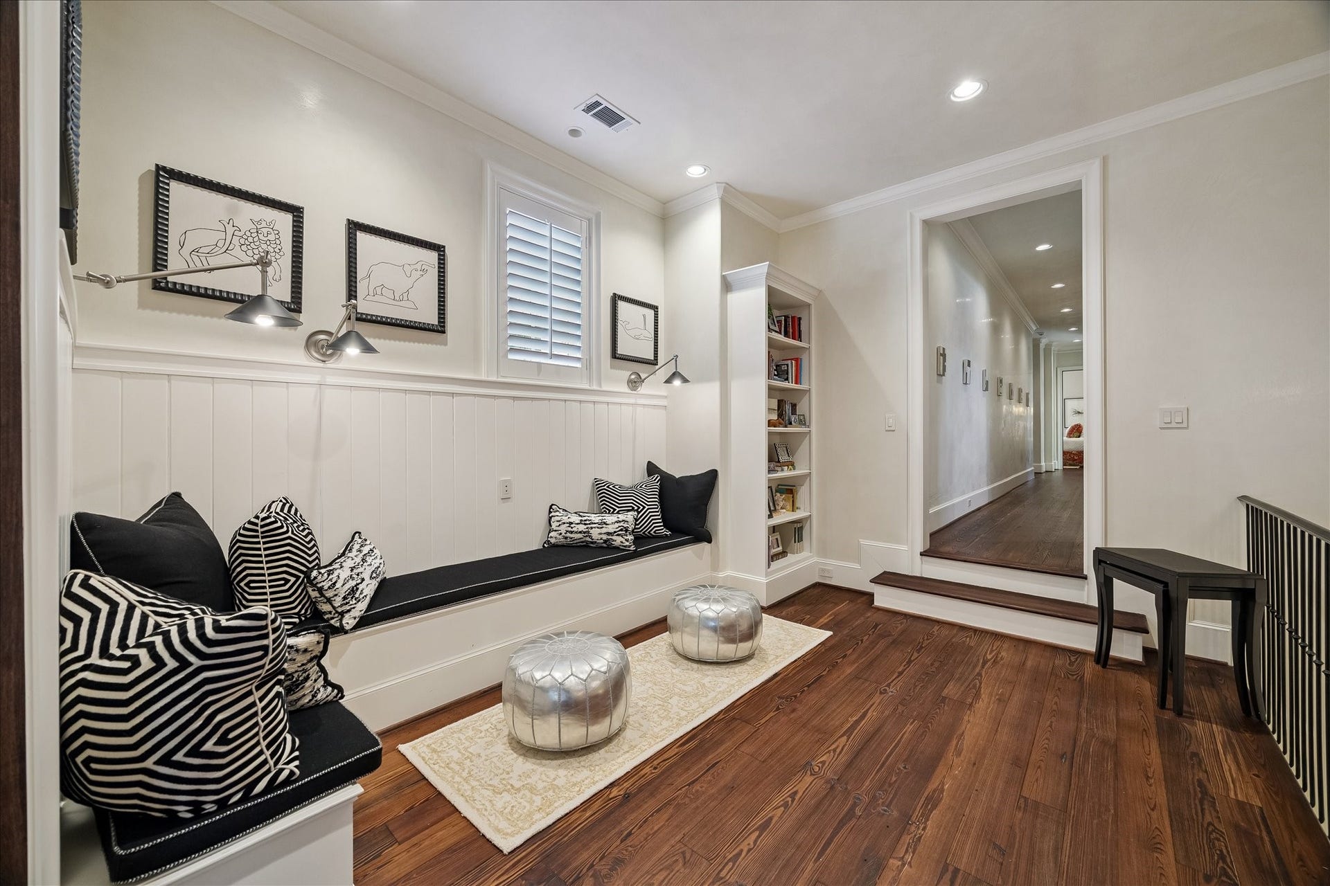 724 W Friar Tuck Lane, Houston, TX 77024 724 W Friar Tuck Lane, Houston, TX 77024