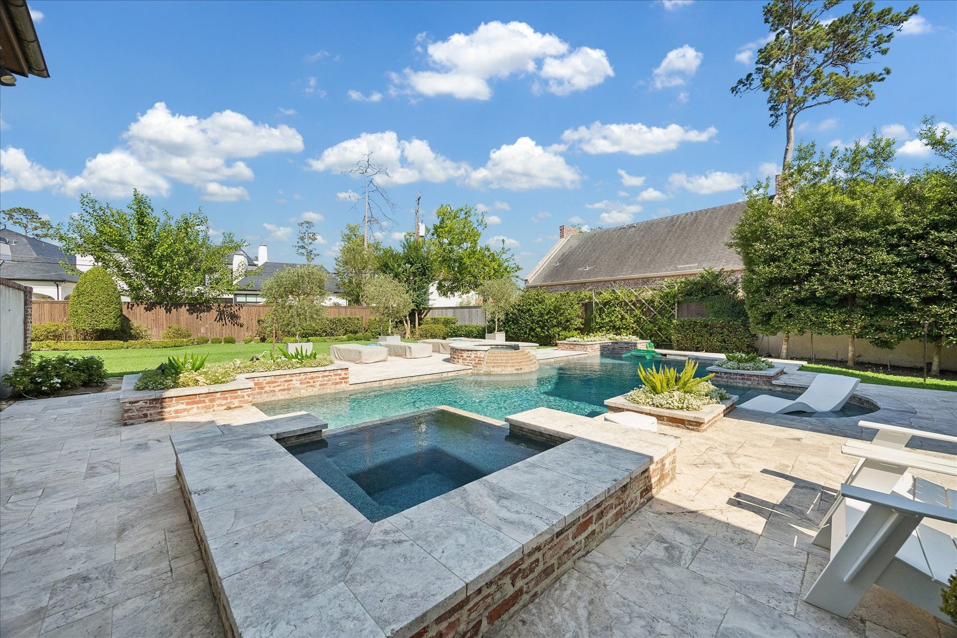 724 W Friar Tuck Lane, Houston, TX 77024 724 W Friar Tuck Lane, Houston, TX 77024