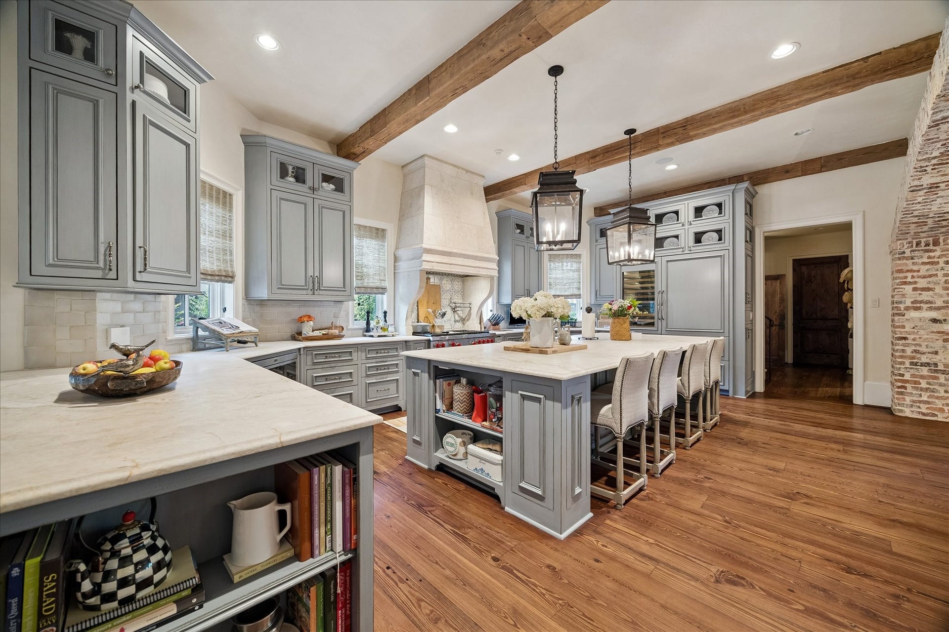 724 W Friar Tuck Lane, Houston, TX 77024 724 W Friar Tuck Lane, Houston, TX 77024