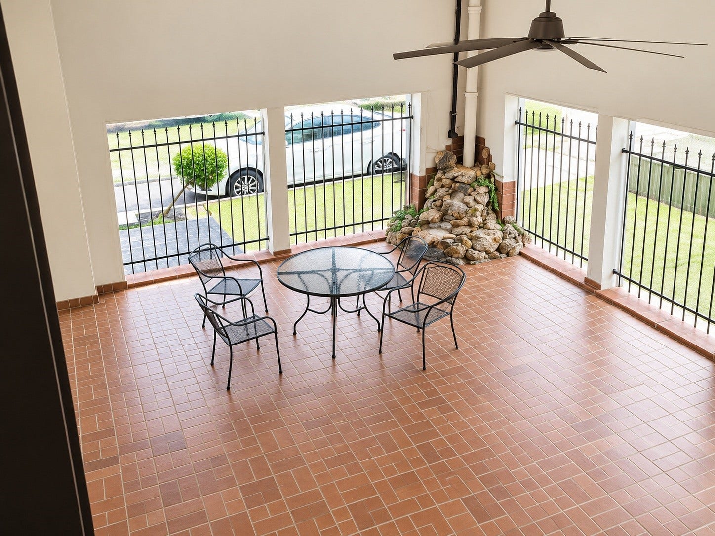 400 W Texas Ave, Baytown, TX 77422 Patio