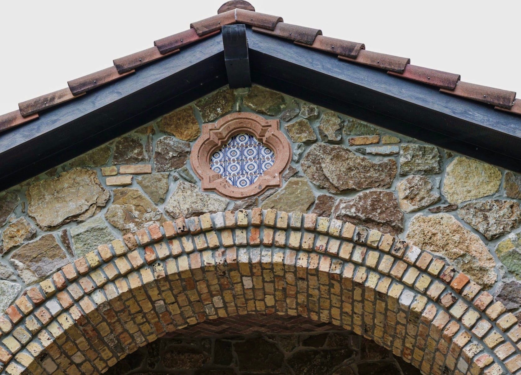 Gorgeous stone details!