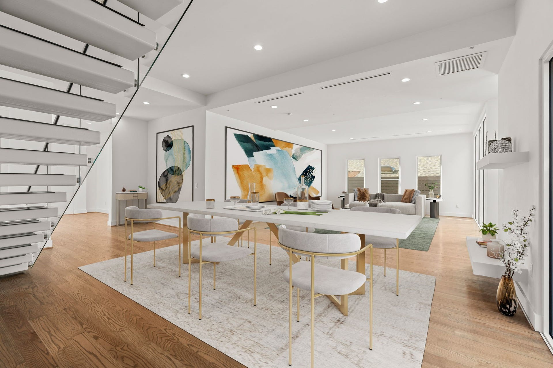 2120 Southgate Boulevard, Houston, TX 77030 Soaring ceilings!