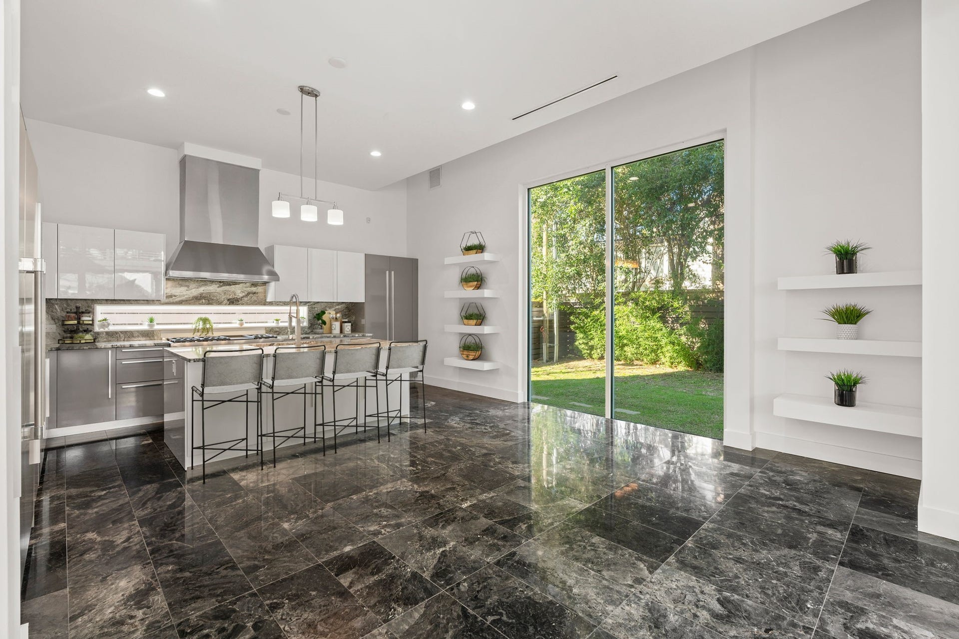 2120 Southgate Boulevard, Houston, TX 77030 Lavish Granite Kitchen with custom Snaidero Cabinetry!