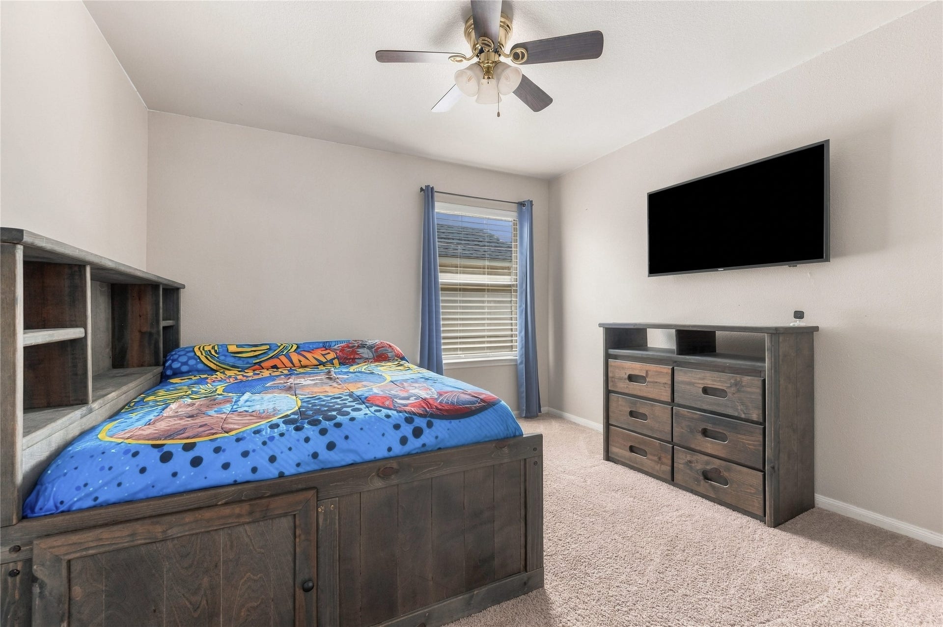 20815 S Blue Hyacinth Drive, Cypress, TX 77433 Neutral finishes make the room easy to personalize.