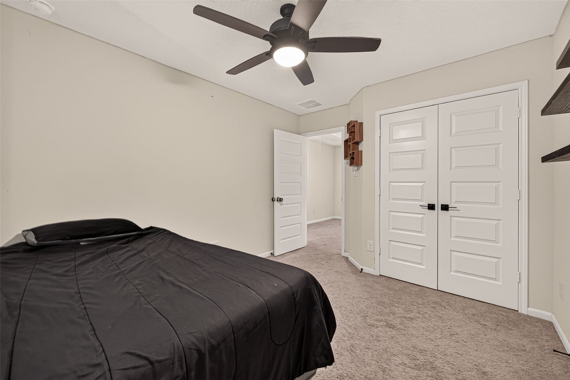 12939 Basswood Summit Drive, Houston, TX 77044 12939 Basswood Summit Drive, Houston, TX 77044